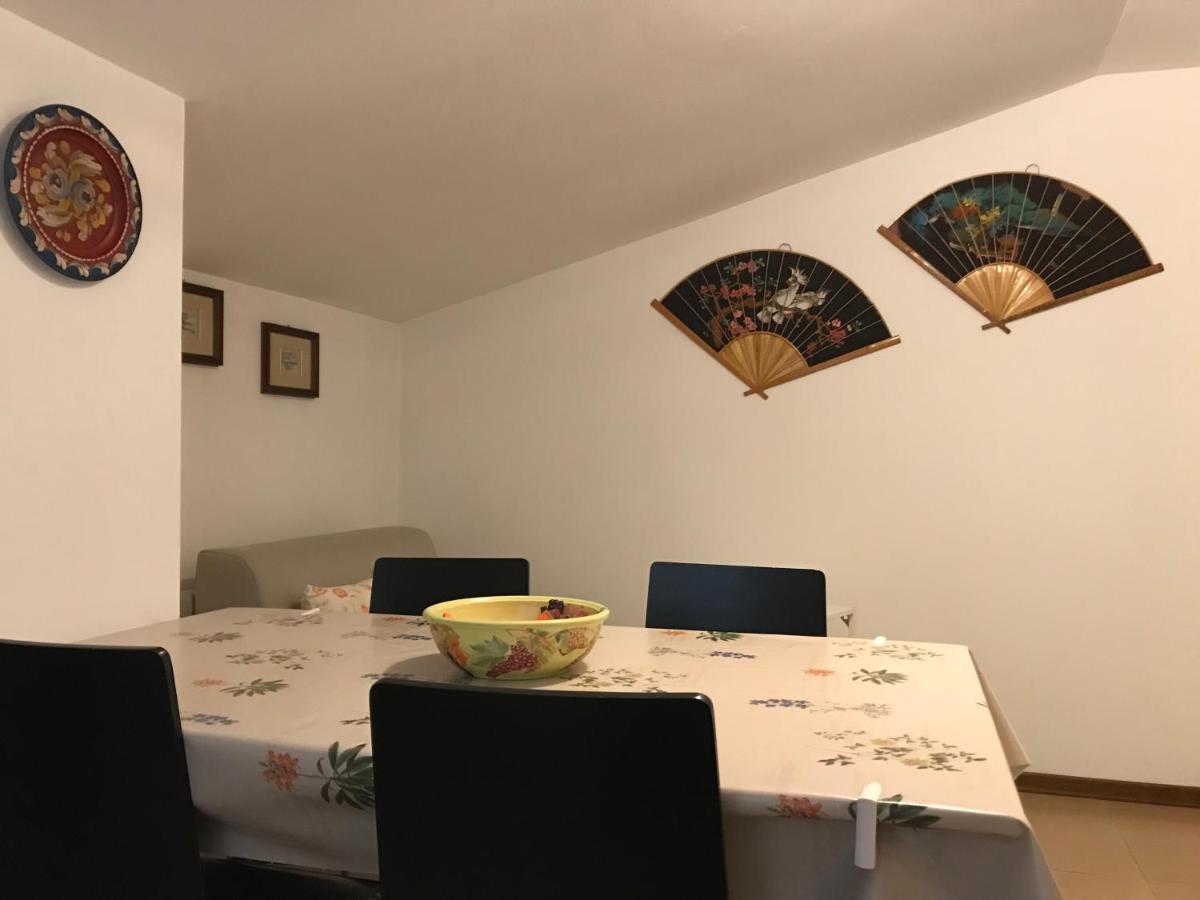 Costa Volpino B&B Bunela מראה חיצוני תמונה